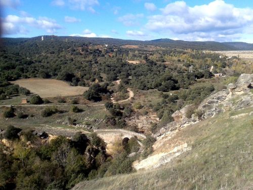 Puente árabe y presa